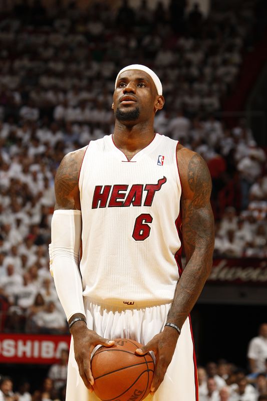 体育总局：国家男篮2028年获奥运资格，女篮跻身世界一流（体育总局称：国家男篮锁定2028年奥运席位，女篮迈入世界一流水平）