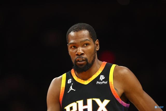 记者：邵佳一执教国足会带着部分在青岛西海岸的助手（记者：邵佳一若执掌国足，将携青岛西海岸部分助手）