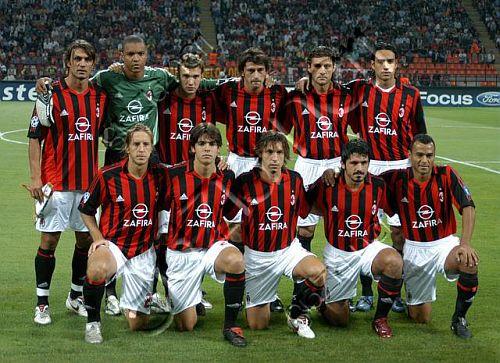 阿隆索帅位堪忧，两大潜在继任者浮出水面，齐达内和渣叔谁更适合？（阿隆索帅位告急：齐达内与克洛普成热门接班人，谁更契合？）