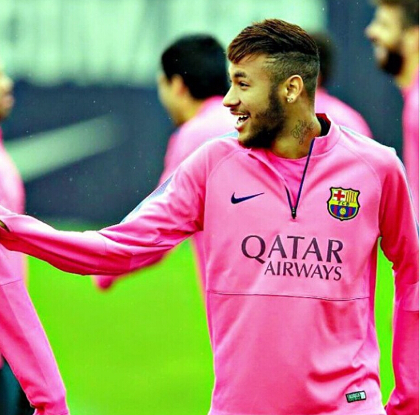 蒯曼三线作战经受住考验！国乒男队主力待补强，年轻选手未达标准（蒯曼三线出击扛住考验，国乒男队主力仍需补强，年轻梯队未达标）